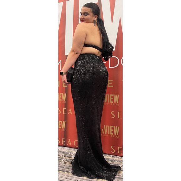 LOVE&LEMONADE-Mermaid Hem Backless Sequin Tube Dress| Size L - Picture 8 of 10